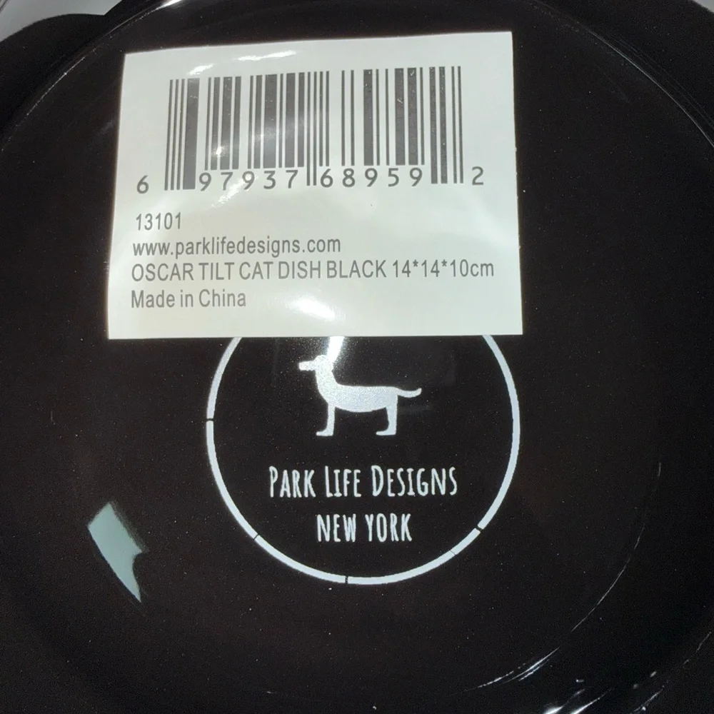 Park Life Design - NY Black Cat Bowl Set - Each Hold 1 1/2 Cups. NWT